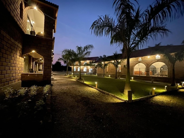 Imagen general del Hotel Gir Night Resort. Foto 3