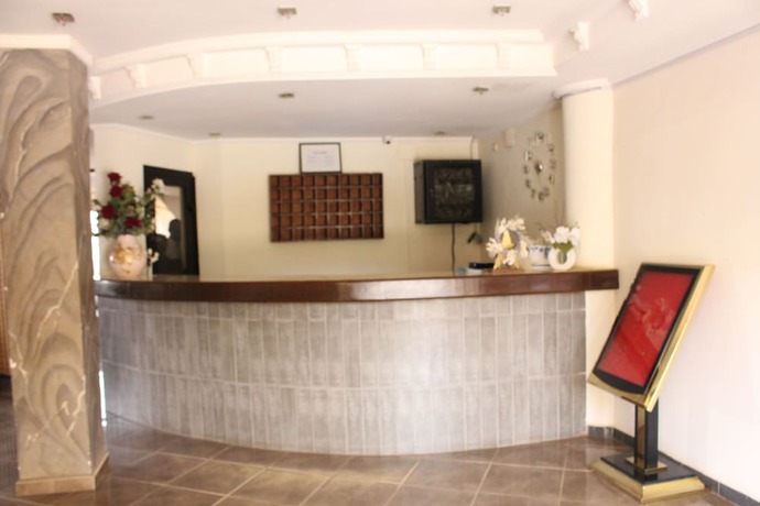 Imagen de los interiores del Hotel Girafe H&ocirc;tel. Foto 18