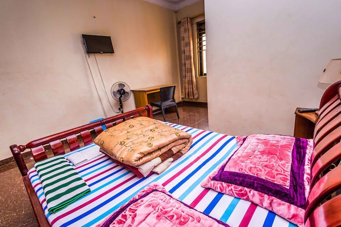 Imagen de la habitación del Hotel Giraffe Park. Foto 16