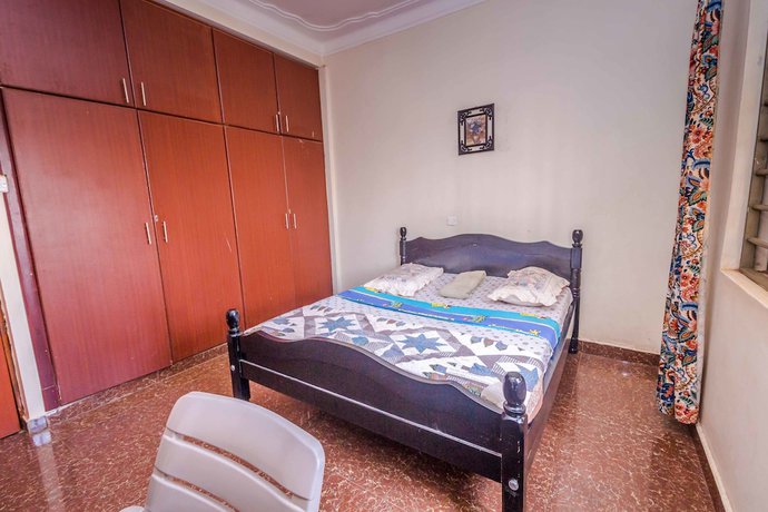 Imagen de la habitación del Hotel Giraffe Park. Foto 17