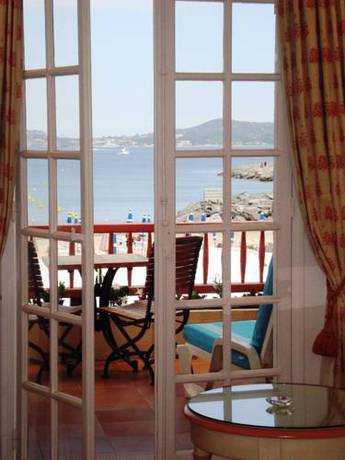 Imagen de la habitación del Hotel Giraglia. Foto 4