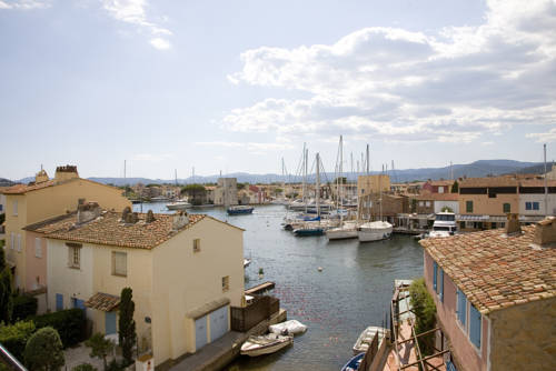 Imagen de la habitación del Hotel Giraglia. Foto 6