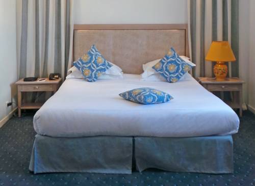 Imagen de la habitación del Hotel Giraglia. Foto 9