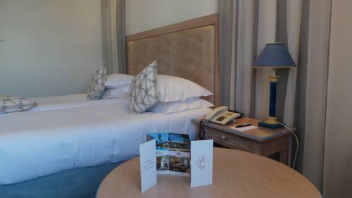 Imagen de la habitación del Hotel Giraglia. Foto 10