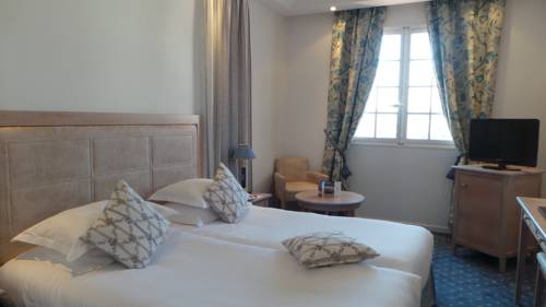 Imagen de la habitación del Hotel Giraglia. Foto 11