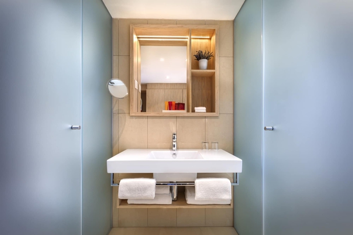 Imagen de la habitación del Hotel Girandella Valamar Collection Resort. Foto 10
