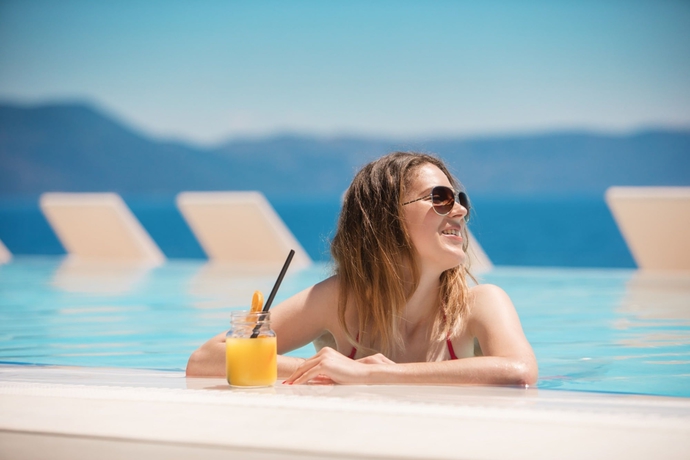 Imagen de la piscina del Hotel Girandella Valamar Collection Resort. Foto 15