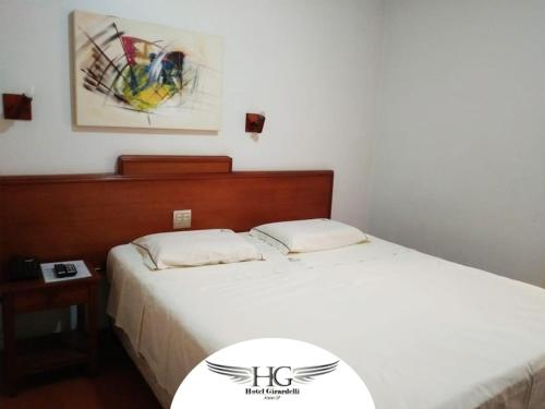 Imagen de la habitación del Hotel Girardelli. Foto 5