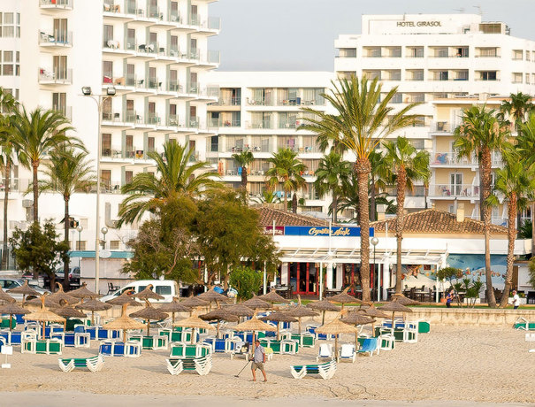 Imagen de los exteriores del Hotel Girasol, Cala Millor. Foto 4