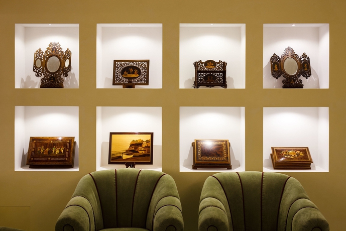 Imagen de los interiores del Hotel Girasole, Nápoles. Foto 7