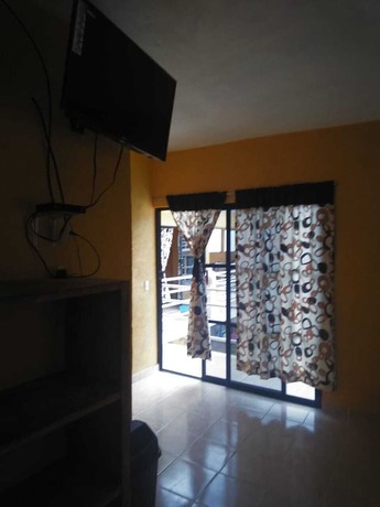 Imagen de la habitación del Hotel Girasoles. Foto 4