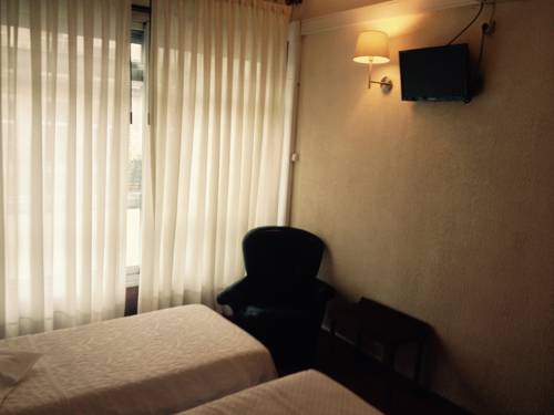 Imagen de la habitación del Hotel Girassol. Foto 3