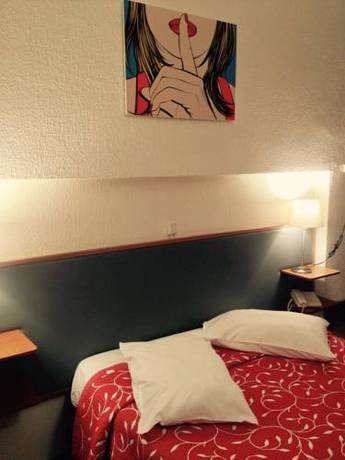 Imagen de la habitación del Hotel Girassol. Foto 9