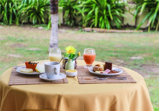 Imagen del bar/restaurante del Hotel Girassol Praia. Foto 3