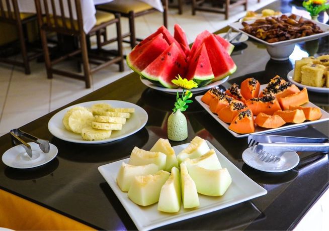 Imagen del bar/restaurante del Hotel Girassol Praia. Foto 7