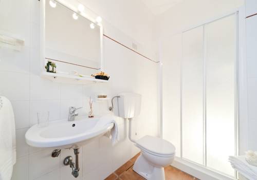 Imagen de la habitación del Hotel Girifalco. Foto 9
