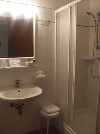 Imagen de la habitación del Hotel Girifalco. Foto 14