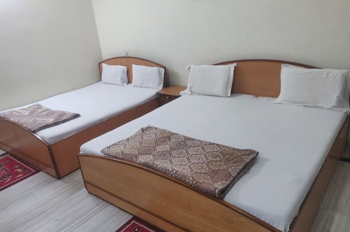 Imagen de la habitación del Hotel Giriraj kripa. Foto 2