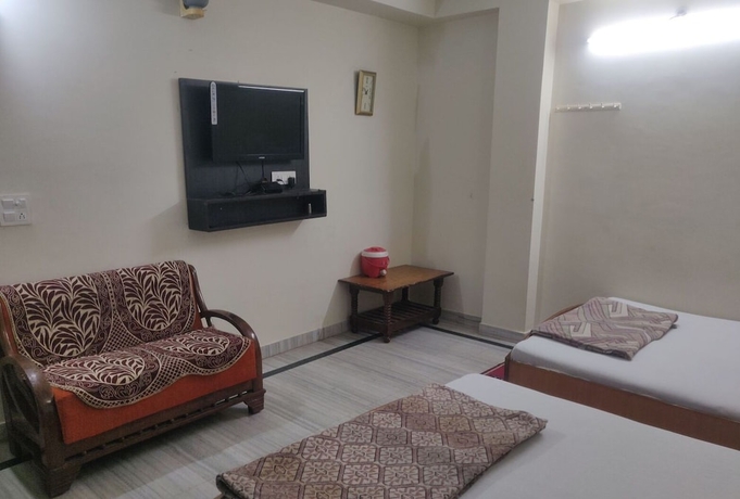 Imagen de la habitación del Hotel Giriraj kripa. Foto 3