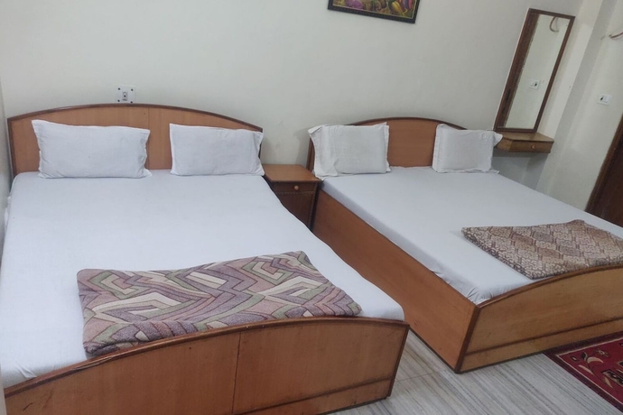 Imagen de la habitación del Hotel Giriraj kripa. Foto 4