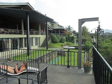 Imagen general del Hotel Giritale. Foto 1