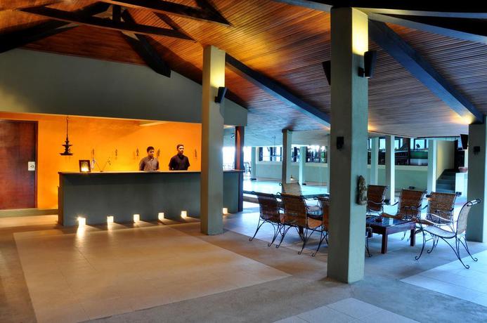 Imagen de los interiores del Hotel Giritale. Foto 7