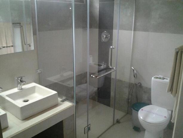 Imagen de la habitación del Hotel Giritale. Foto 5