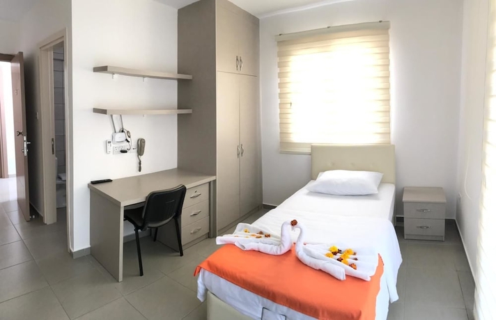 Imagen de la habitación del Hotel Girne Ideal Rezidans. Foto 9