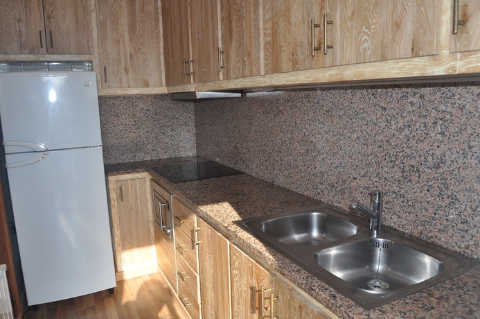 Imagen de la habitación del Hotel Girona Apartments. Foto 5