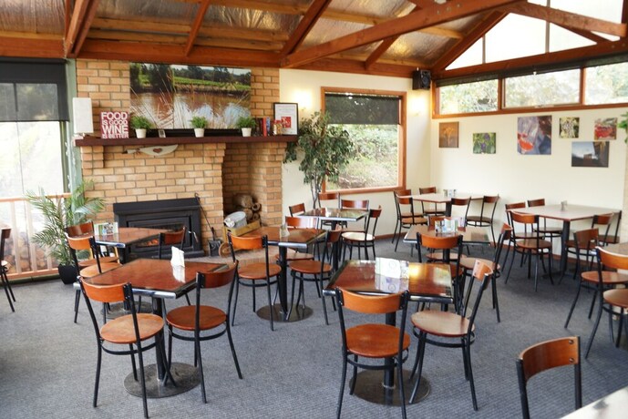 Imagen del bar/restaurante del Hotel Gisborne Peak Winery Cottages. Foto 14