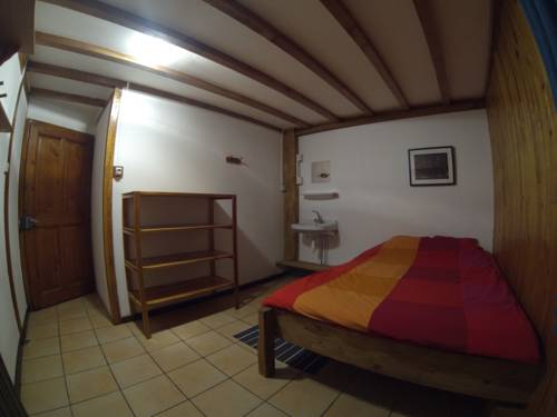 Imagen de la habitación del Hotel Gite Le Belvedere. Foto 6