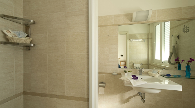 Imagen de la habitación del Hotel Giulia, Lido Di Camaiore. Foto 9