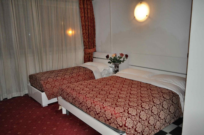 Imagen de la habitación del Hotel Giulietta E Romeo, Casal Palocco. Foto 3