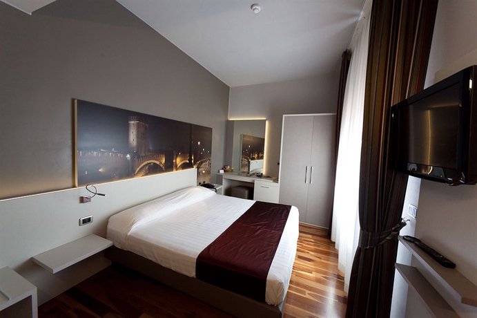 Imagen de la habitación del Hotel Giulietta E Romeo, Verona. Foto 6