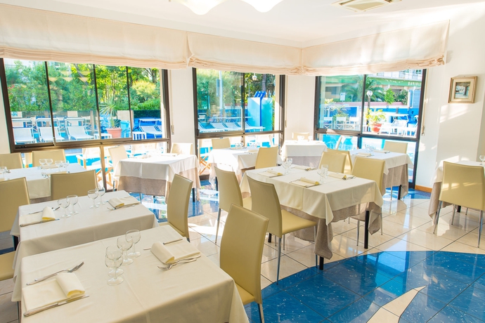 Imagen del bar/restaurante del Hotel Giulietta, Riccione. Foto 5