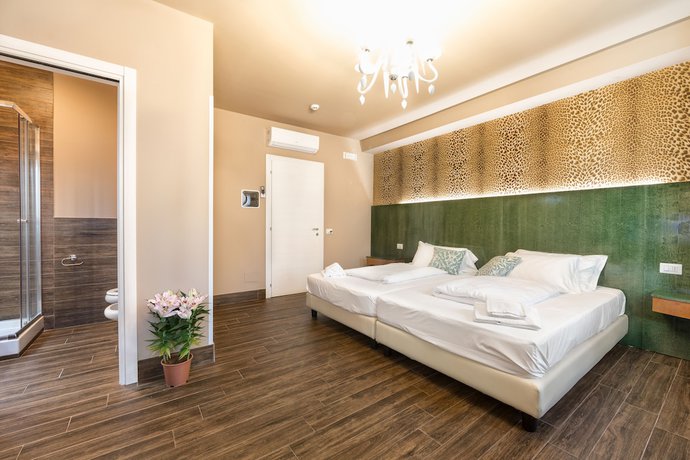 Imagen de la habitación del Hotel Giulietta, Verona. Foto 17