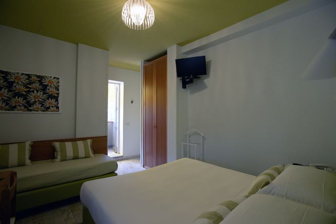Imagen de la habitación del Hotel Giulio Cesare, Montignoso. Foto 12