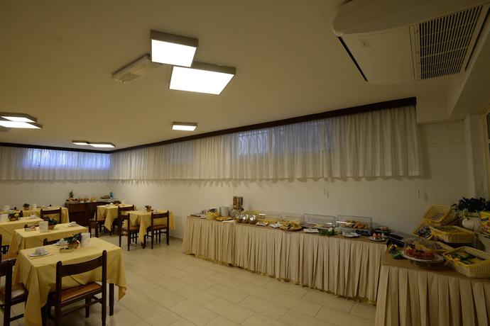 Imagen del bar/restaurante del Hotel Giulio Cesare, Montignoso. Foto 3
