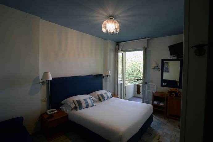 Imagen de la habitación del Hotel Giulio Cesare, Montignoso. Foto 13