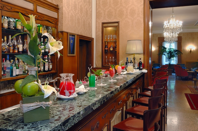 Imagen del bar/restaurante del Hotel Giulio Cesare, Prati. Foto 2