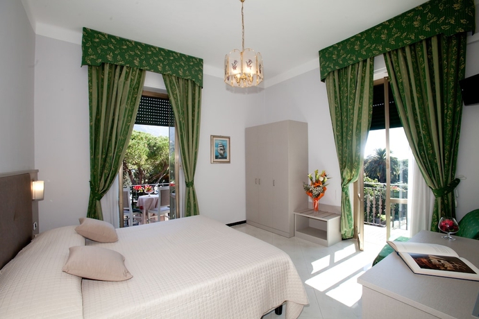Imagen de la habitación del Hotel Giulio Cesare, Rapallo. Foto 6