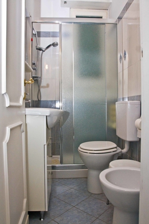 Imagen de la habitación del Hotel Giulio Cesare, Rapallo. Foto 10
