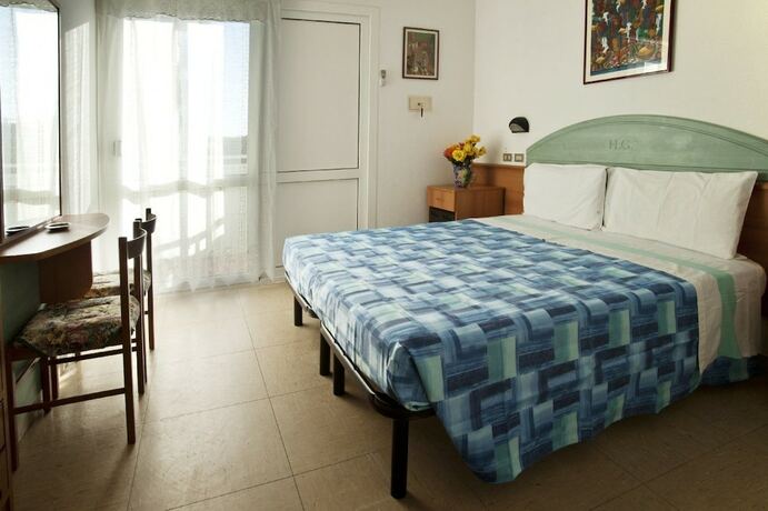 Imagen de la habitación del Hotel Giunchi. Foto 9