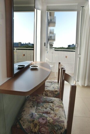 Imagen de la habitación del Hotel Giunchi. Foto 12