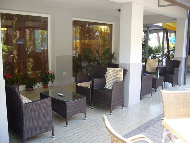 Imagen de la habitación del Hotel Giunchi. Foto 13