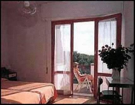 Imagen de la habitación del Hotel Giusy. Foto 4