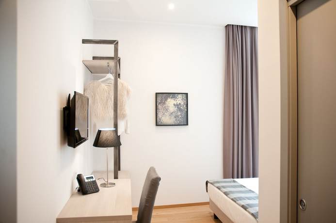 Imagen de la habitación del Hotel Giuturna Boutique. Foto 14