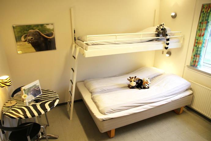 Imagen de la habitación del Hotel Givskud Zoo - Hostel. Foto 5