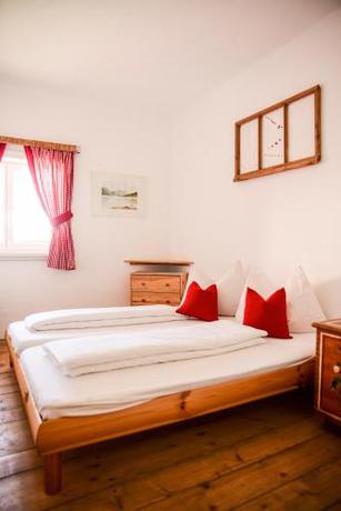 Imagen de la habitación del Hotel Gjaid-Alm 1739m am Dachstein-Only Accessible by Cable Car. Foto 15