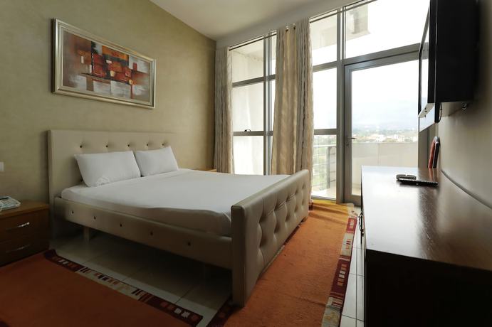 Imagen de la habitación del Hotel Gjuta. Foto 11